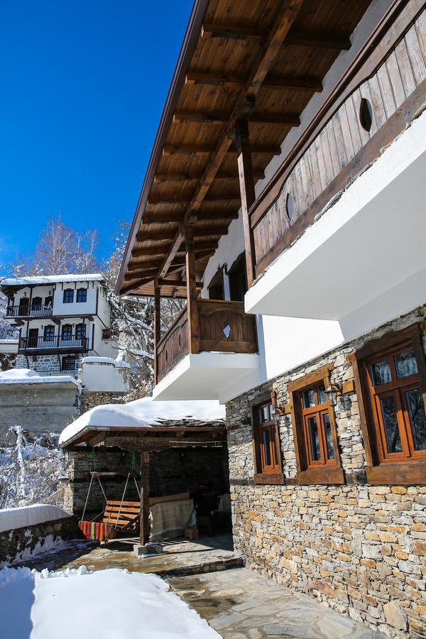 Yancheva Guest House Delchevo エクステリア 写真