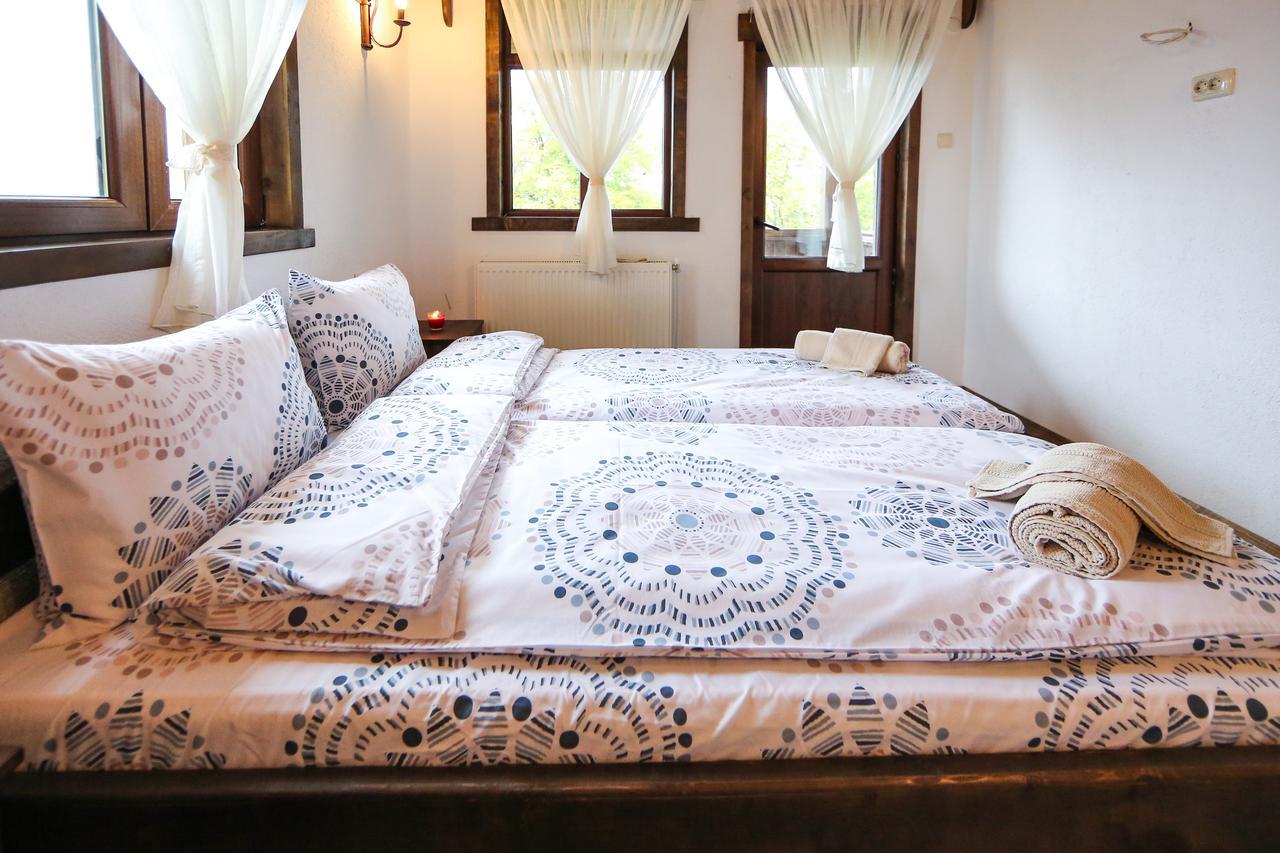 Yancheva Guest House Delchevo エクステリア 写真