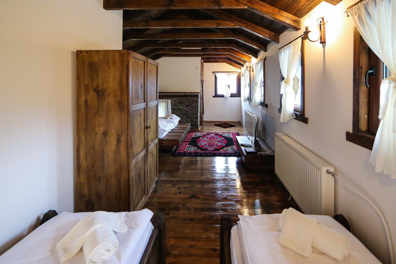 Yancheva Guest House Delchevo エクステリア 写真
